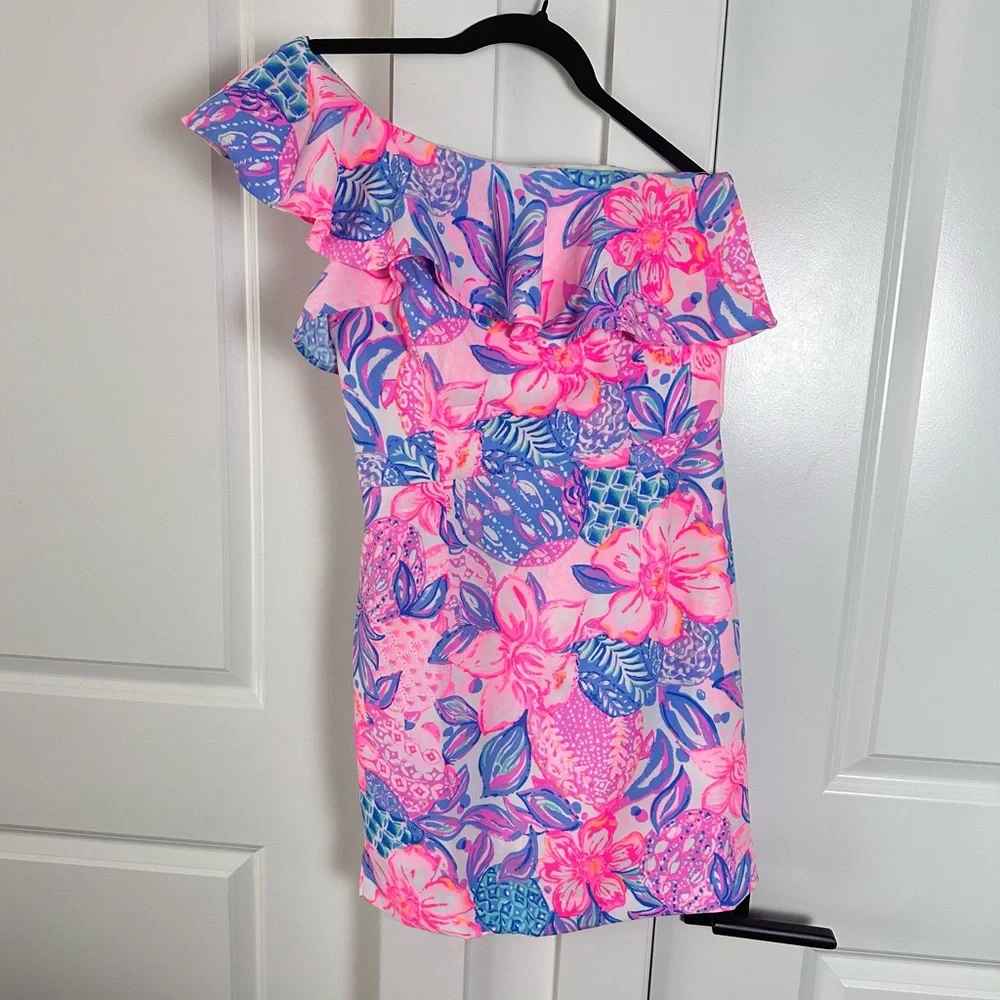 Lilly Pulitzer (2) “Kipton” Romper - One Shoulder Blue / Pink Floral Print - Picture 2 of 11